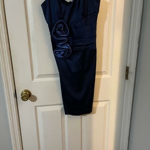 Navy blue cocktail/wedding guest dress